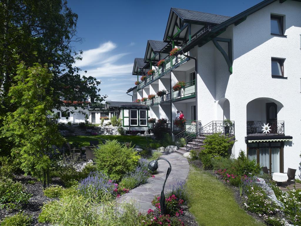 Hotel & Ferienappartements Edelweiss Willingen  Extérieur photo