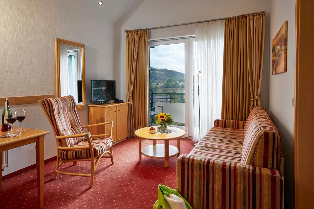 Hotel & Ferienappartements Edelweiss Willingen  Extérieur photo